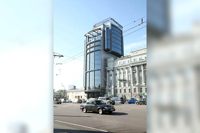 Аренда офиса в Москве. Возле метро Парк культуры. Москва, Зубовский б-р, д 11А. Площадь: 230.00 кв.м. Цена: 862 500 руб