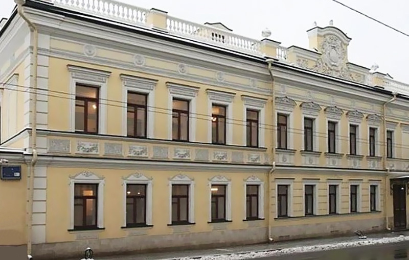Аренда офиса в Москве, в Строганов. Возле метро Таганская. Москва г, Николоямская ул, д 52 с1. Площадь: 213.00 кв.м. Цена: 568 000 руб