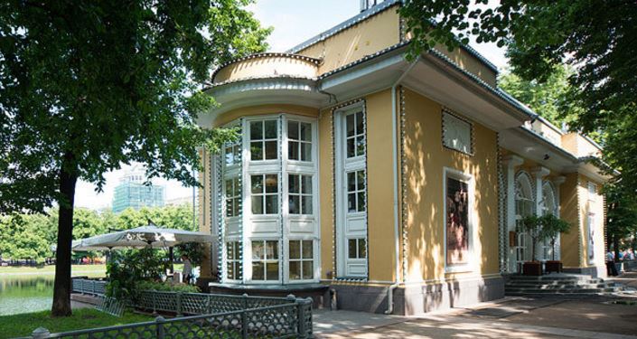 Продажа помещения свободного назначения в Москве. Возле метро Пушкинская. Москва, Патриарший Б. пер, д 7с1. Площадь: 451.00 кв.м. Цена: $ 10 000 000