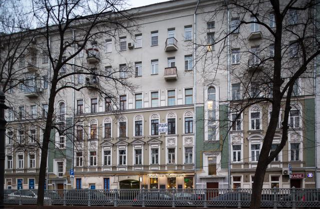 Продажа ПСН в Москве, в жилом доме. Возле метро Баррикадная. Москва г, Патриарший Б. пер, д 4. Площадь: 109.00 кв.м. Цена: 43 000 000 руб