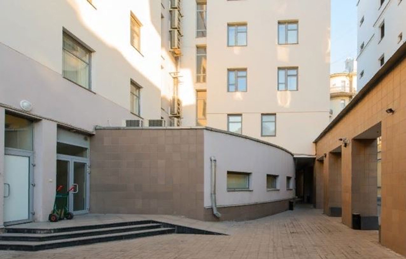 Продажа офиса в Москве, в БЦ на цветном. Возле метро Цветной бульвар. Москва г, Цветной б-р, д 24 корп. 2. Площадь: 1600.00 кв.м. Цена: 480 000 000 руб
