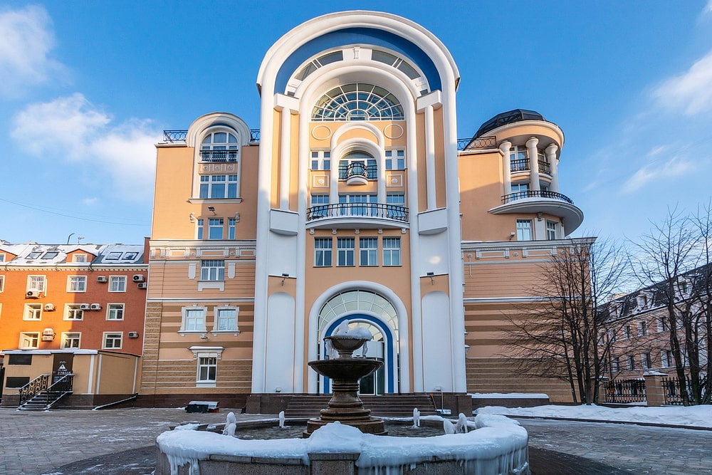 Продажа особняка в Москве. Возле метро Сухаревская, Цветной бульвар, Тургеневская, Сретенский бульвар. Москва г, Малый Головин пер, д 3стр1. Площадь: 7698.40 кв.м. Цена: 5 080 944 000 руб