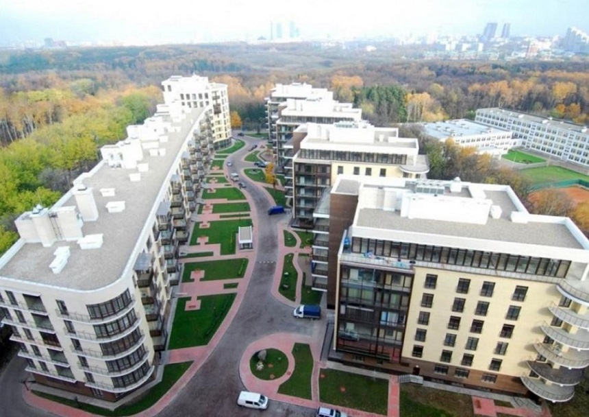Продажа торговой площади в Москве, в жилом доме. Возле метро Славянский бульвар. Москва г, Староволынская ул, д 15 корп. 1. Площадь: 1314.00 кв.м. Цена: 502 239 000 руб