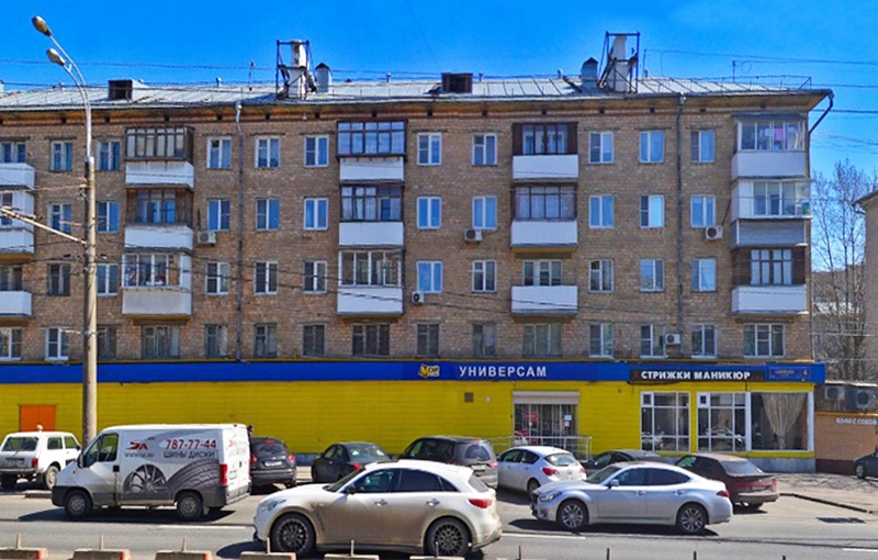Аренда торговой площади в Москве, в жилом доме. Возле метро Тушинская. Москва г, Свободы ул, д 4с2. Площадь: 440.00 кв.м. Цена: 660 000 руб