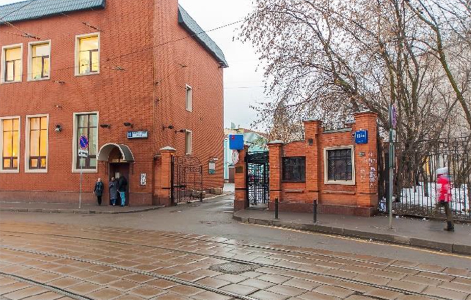 Продажа офиса в Москве. Возле метро Бауманская. Москва г, Спартаковская пл, д 16/15 с.3. Площадь: 1297.00 кв.м. Цена: 234 000 000 руб