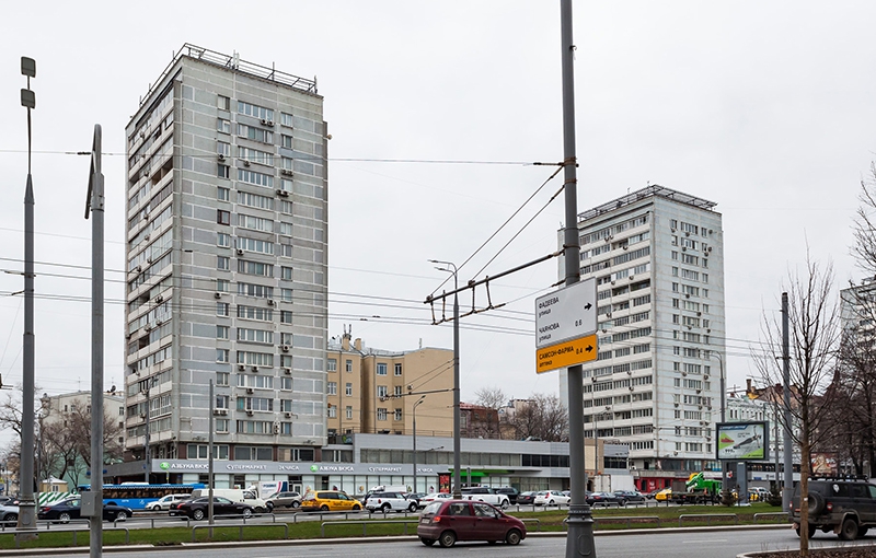 Аренда торговой площади в Москве. Возле метро Маяковская. Москва г, Садовая-Триумфальная ул, д 22/31. Площадь: 900.00 кв.м. Цена: 2 000 000 руб
