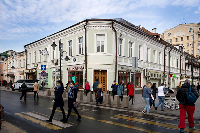 Продажа торговое помещение в Москве. Возле метро Новокузнецкая. Москва, Пятницкая ул, д 29. Площадь: 571.30 кв.м. Цена: 465 000 000 руб