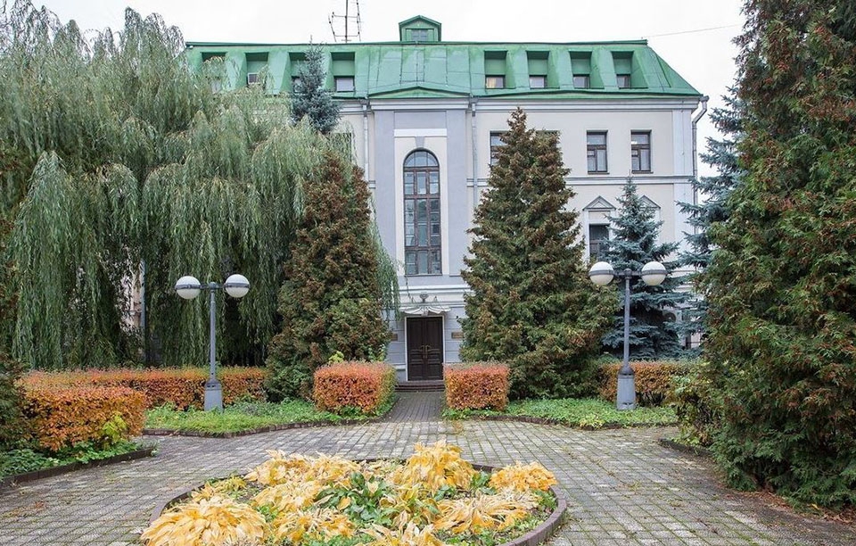 Продажа особняка в Москве. Возле метро Добрынинская. Москва г, Ордынка М. ул, д 44. Площадь: 1600.00 кв.м. Цена: $ 10 000 000