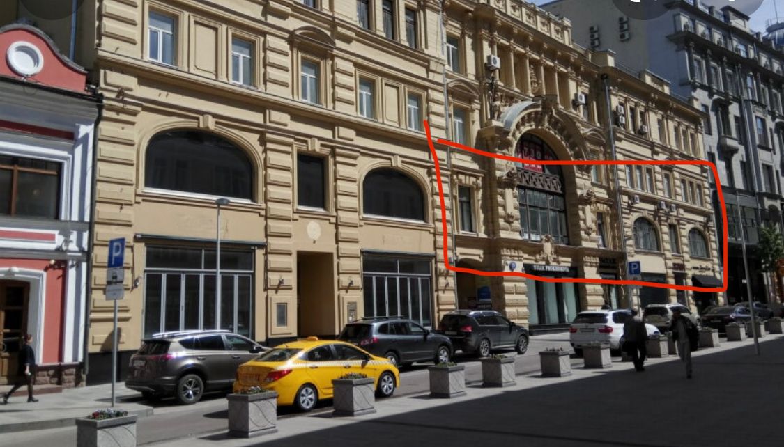 Продажа ПСН в Москве. Возле метро Кузнецкий мост. Москва г, Кузнецкий Мост ул, д 19стр1. Площадь: 498.10 кв.м. Цена: 115 000 000 руб