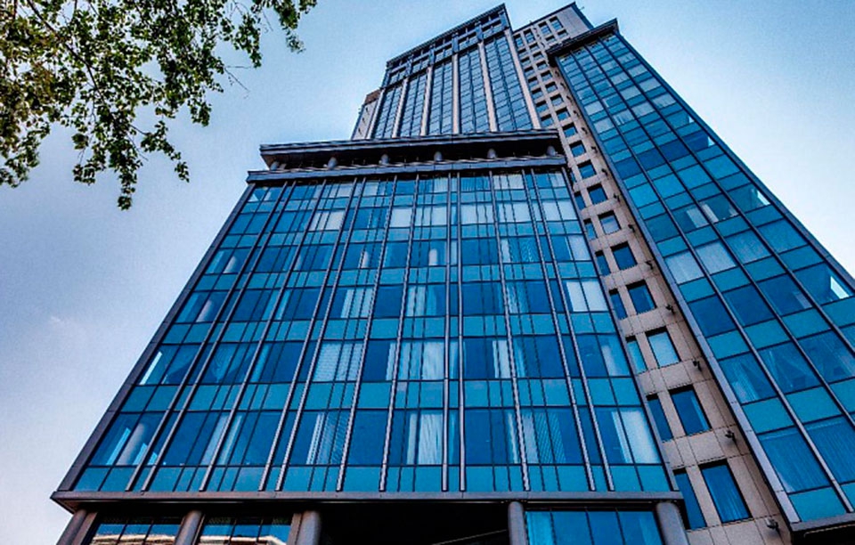 Аренда офиса в Москве, в БЦ Gorky Park Tower. Возле метро Шаболовская. Москва г, Ленинский пр-кт, д 15а. Площадь: 430.36 кв.м. Цена: 1 255 217 руб
