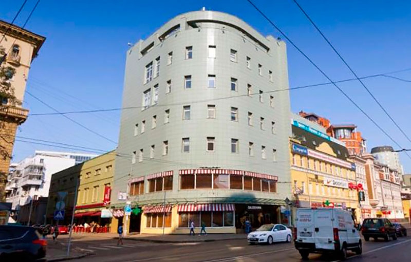 Аренда офиса в Москве. Возле метро Новослободская. Москва г, Новослободская ул, д 3. Площадь: 190.00 кв.м. Цена: 348 300 руб