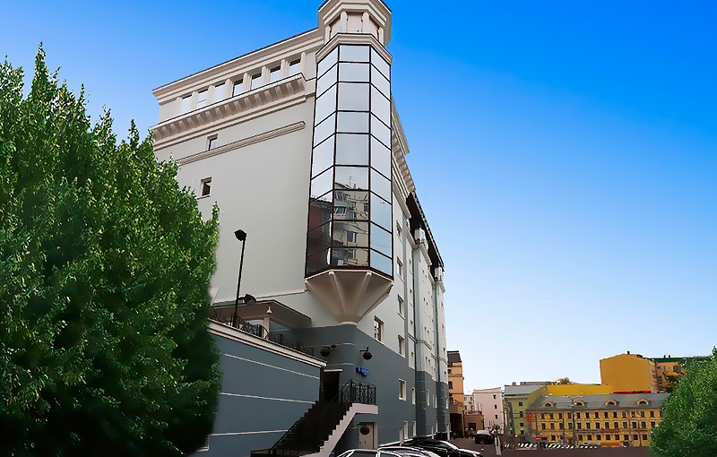 Аренда офиса в Москве, в БЦ Ян-Рон. Возле метро Сухаревская. Москва г, Последний пер, д 11 стр.1. Площадь: 77.00 кв.м. Цена: 184 800 руб