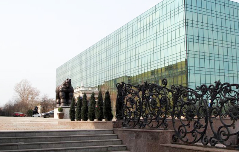 Аренда офиса в Москве, в БЦ Верейская Плаза III. Возле метро Кунцевская. Москва г, Верейская ул, д 29с33. Площадь: 470.00 кв.м. Цена: 725 900 руб