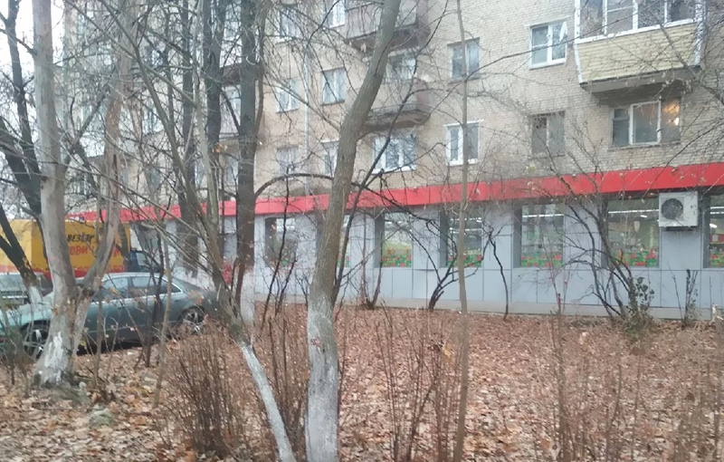 Продажа торговой площади в жилом доме. Возле метро Мякинино. Красногорск г, Железнодорожный проезд, д 11. Площадь: 620.00 кв.м. Цена: 81 000 000 руб
