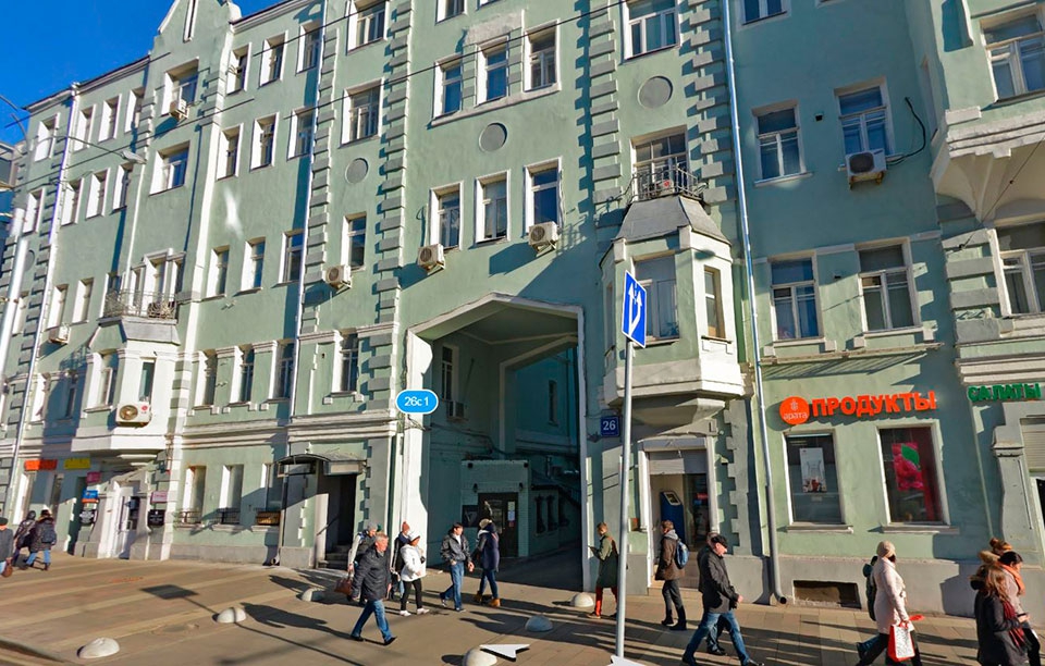 Аренда торговой площади в Москве. Возле метро Менделеевская. Москва, Новослободская ул, д 26 с.1. Площадь: 117.10 кв.м. Цена: 800 000 руб