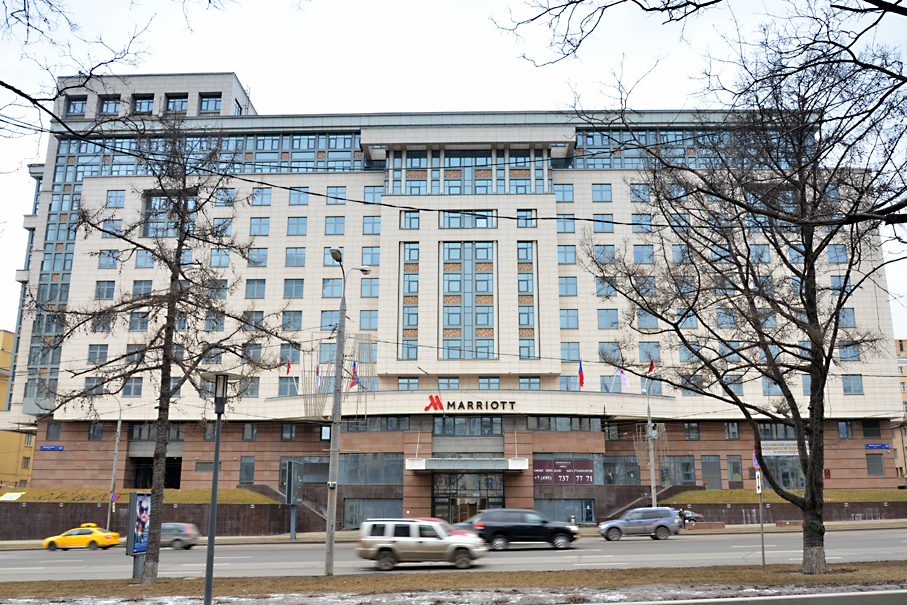 Продажа помещения свободного назначения в Москве. Возле метро Смоленская. Москва, Новый Арбат ул, д 32. Площадь: 100.30 кв.м. Цена: 76 007 000 руб