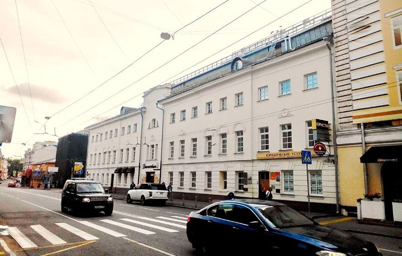 Аренда офиса в Москве, в БЦ Остоженка 10. Возле метро Кропоткинская. Москва г, Остоженка ул, д 10. Площадь: 217.80 кв.м. Цена: 500 000 руб
