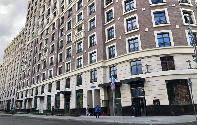 Продажа торговой площади в Москве, в жилом доме. Возле метро Киевская. Москва г, Погодинская ул, д 4. Площадь: 85.30 кв.м. Цена: 45 083 131 руб