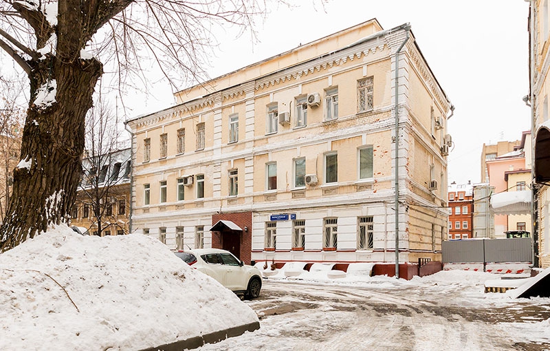 Аренда помещения свободного назначения в Москве. Возле метро Тверская. Москва, Бронная М. ул, д 24 с.3. Площадь: 348.30 кв.м. Цена: 1 500 000 руб