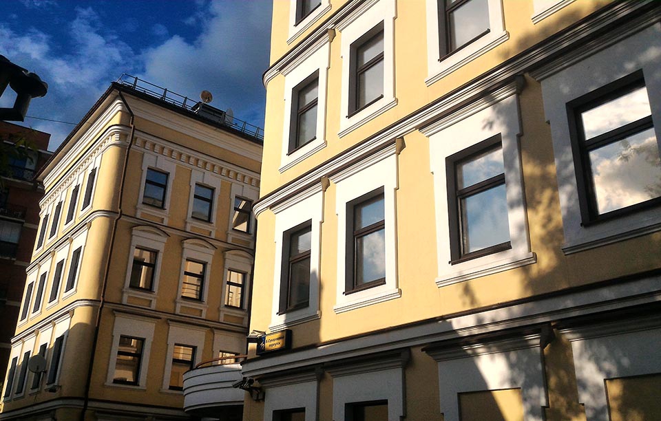 Аренда офиса в Москве. Возле метро Сухаревская. Москва г, Сухаревский Б. пер, д 19 с.2. Площадь: 2535.00 кв.м. Цена: 4 615 812 руб