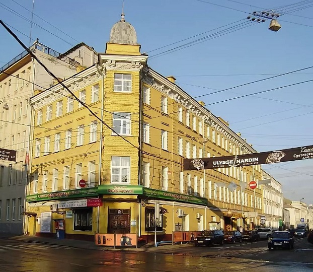 Аренда офиса в Москве, в жилом доме. Возле метро Сретенский бульвар. Москва г, Рождественский б-р, д 22/23 стр. 1. Площадь: 204.00 кв.м. Цена: 600 100 руб