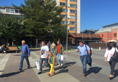 Аренда торговой площади в Москве. Возле метро Павелецкая. Москва г, Зацепский Вал ул, д 2 стр. 3. Площадь: 880.00 кв.м. Цена: 4 650 000 руб