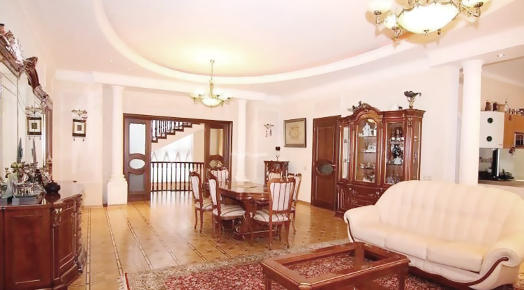 Продажа 6-комнатной элитной квартиры. площадь 410.00м2. цена: € 6 000 000