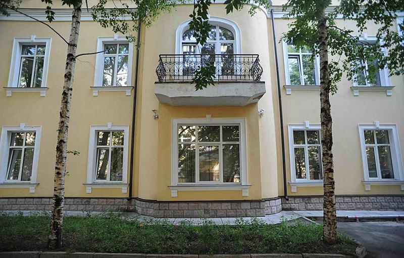 Аренда особняка в Москве. Возле метро Сухаревская. Москва г, Васнецова пер, д 4с2. Площадь: 1295.00 кв.м. Цена: 2 650 000 руб