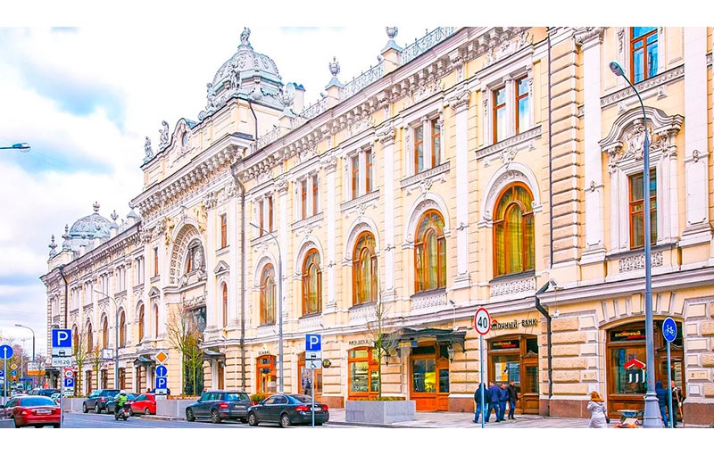 Продажа офиса в Москве. Возле метро Кузнецкий мост. Москва г, Неглинная ул, д 14. Площадь: 401.30 кв.м. Цена: 599 000 000 руб