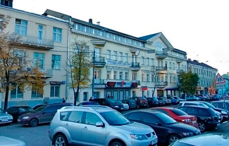 Аренда особняка в Москве. Возле метро Серпуховская. Москва г, Серпуховская Б. ул, д 14/13 с1. Площадь: 2004.00 кв.м. Цена: 3 757 500 руб