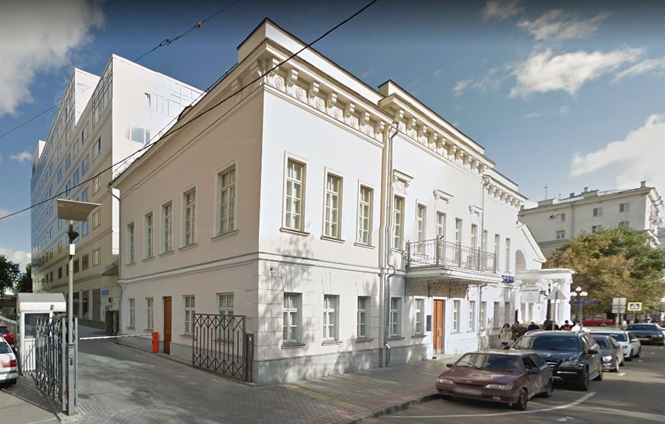 Аренда офиса в Москве. Возле метро Чистые пруды. Москва г, Чистопрудный б-р, д 17 с.1. Площадь: 440.00 кв.м. Цена: 1 687 400 руб