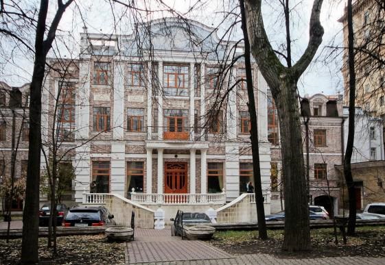 Аренда офиса в Москве. Возле метро Красные ворота. Москва г, Басманная Стар. ул, д 7 стр. 2. Площадь: 207.00 кв.м. Цена: 483 000 руб