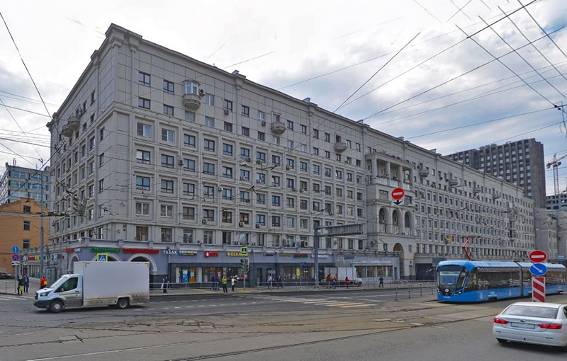 Продажа торговой площади в Москве, в жилом доме. Возле метро Красносельская. Москва г, Краснопрудная ул, д 22-24. Площадь: 100.40 кв.м. Цена: 60 000 000 руб