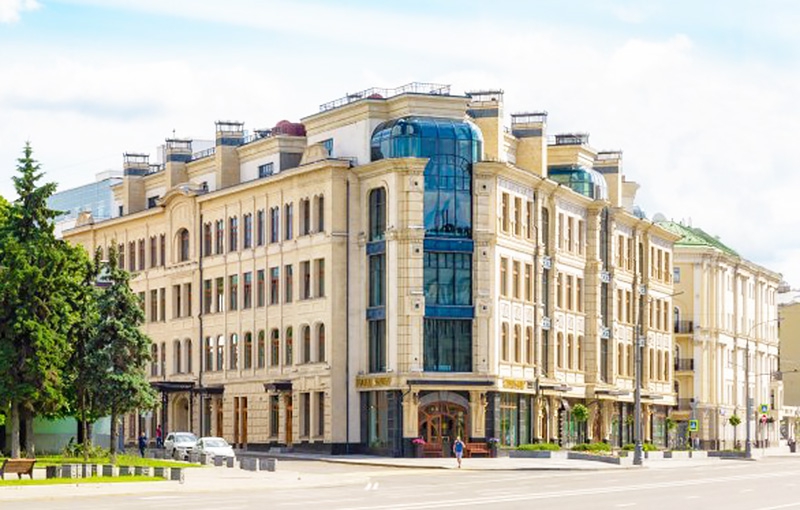 Продажа торговой площади в Москве. Возле метро Полянка. Москва г, Якиманка Б. ул, д 15. Площадь: 757.60 кв.м. Цена: $ 11 364 000