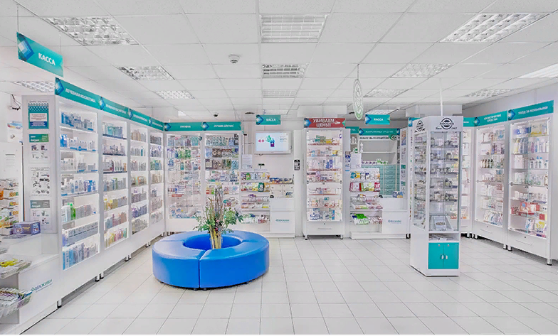 Продажа торговой площади в Москве, в жилом доме. Возле метро Третьяковская. Москва г, Пятницкая ул, д 33-35 с2. Площадь: 361.50 кв.м. Цена: 180 000 000 руб