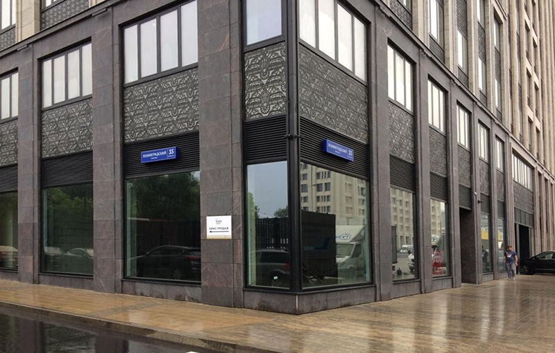 Аренда торговой площади в Москве, в БЦ Бизнес-парк «Искра». Возле метро Динамо. Москва г, Ленинградский пр-кт, д 35. Площадь: 345.00 кв.м. Цена: 1 000 000 руб