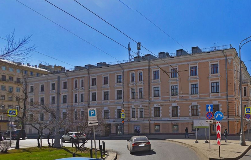 Продажа торговой площади в Москве. Возле метро Маяковская. Москва г, Тверская-Ямская 1-я ул, д 2 с1. Площадь: 724.30 кв.м. Цена: $ 9 500 000