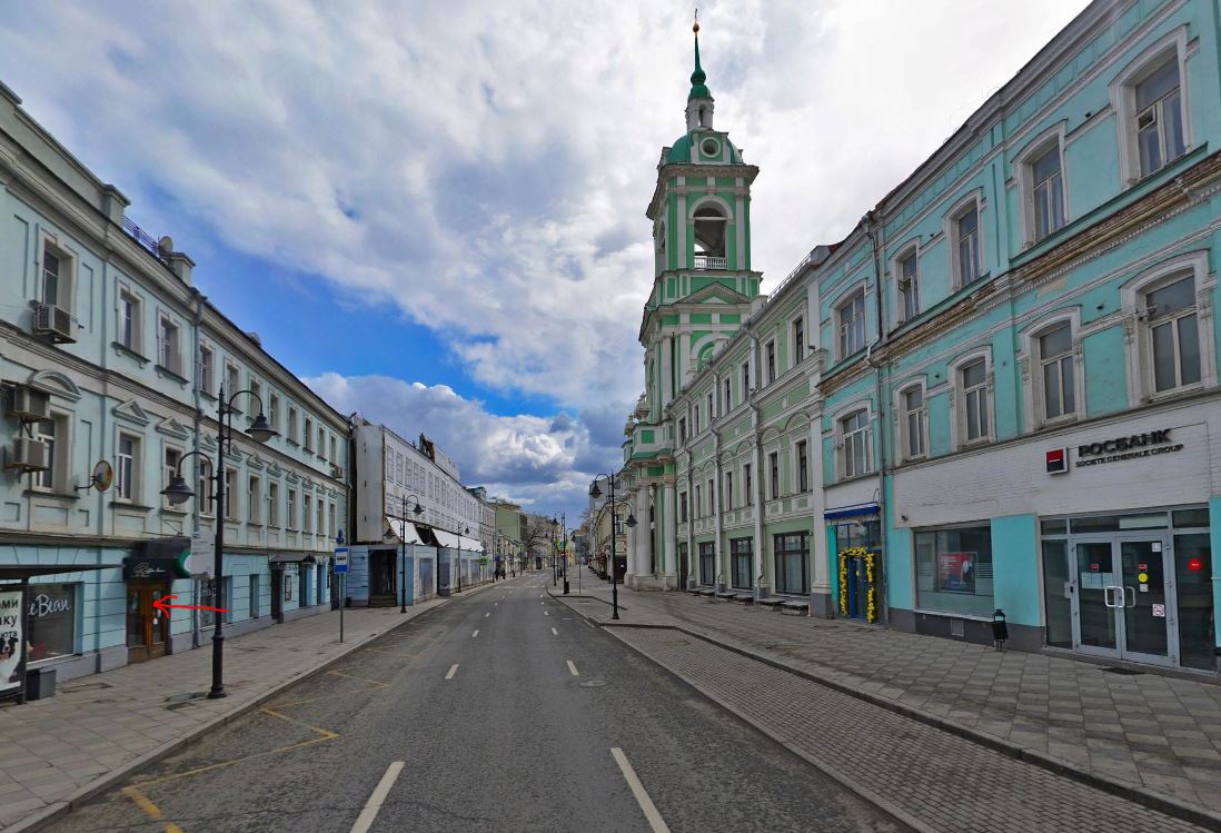 Аренда торговой площади в Москве. Возле метро Третьяковская. Москва г, Пятницкая ул, д 5. Площадь: 245.00 кв.м. Цена: 1 400 000 руб
