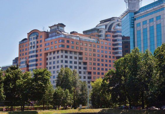 Продажа ПСН в Москве, в жилом доме. Возле метро Фрунзенская. Москва г, Комсомольский пр-кт, д 32 стр. 2. Площадь: 140.90 кв.м. Цена: 54 070 375 руб
