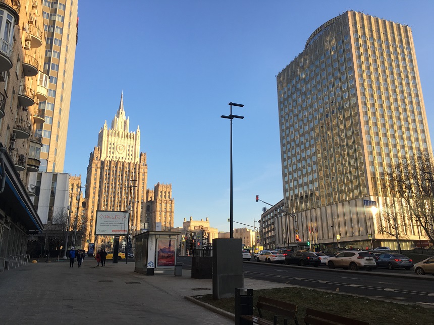 Аренда ПСН в Москве, в жилом доме. Возле метро Смоленская. Москва г, Смоленская ул, д 10. Площадь: 120.00 кв.м. Цена: 380 000 руб