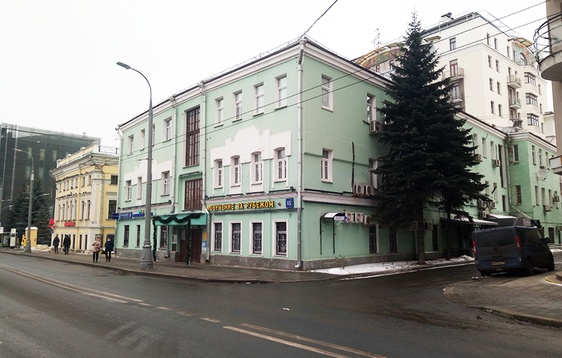 Аренда офиса в Москве. Возле метро Полянка. Москва г, Полянка Б. ул, д 15. Площадь: 125.00 кв.м. Цена: 250 000 руб