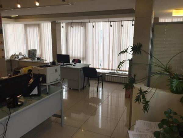 Продажа офис в Москве. Возле метро Выставочная. Москва, Шмитовский проезд, д 16с2. Площадь: 75.50 кв.м. Цена: $ 226 500