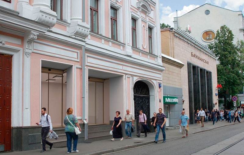 Аренда торговой площади в Москве. Возле метро Бауманская. Москва, Бауманская пл, д 33. Площадь: 31.50 кв.м. Цена: 650 000 руб