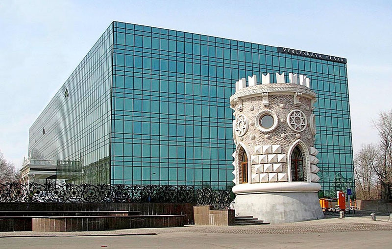 Аренда офиса в Москве, в БЦ Верейская Плаза III. Возле метро Кунцевская. Москва г, Верейская ул, д 29с33. Площадь: 417.00 кв.м. Цена: 644 030 руб