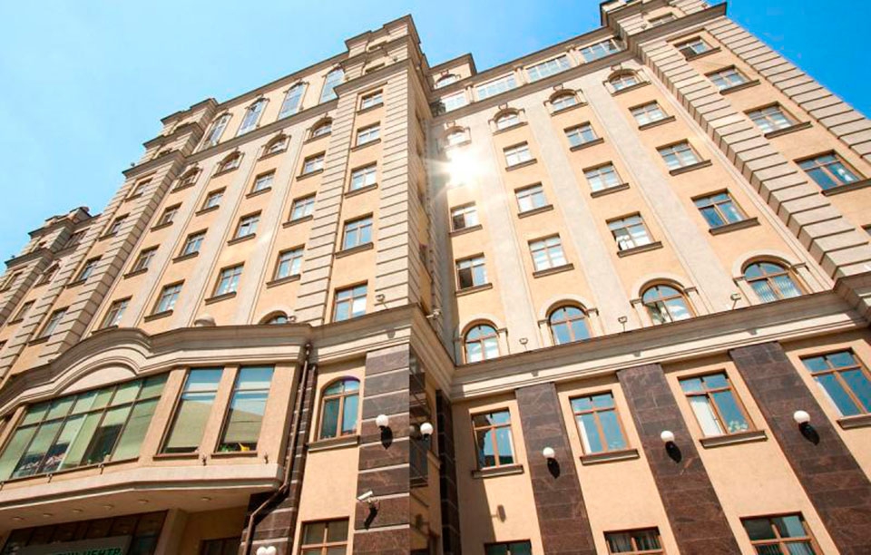 Аренда офиса в Москве, в БЦ Святогор II. Возле метро Павелецкая. Москва г, Летниковская ул, д 10 с.2. Площадь: 600.00 кв.м. Цена: 1 100 000 руб