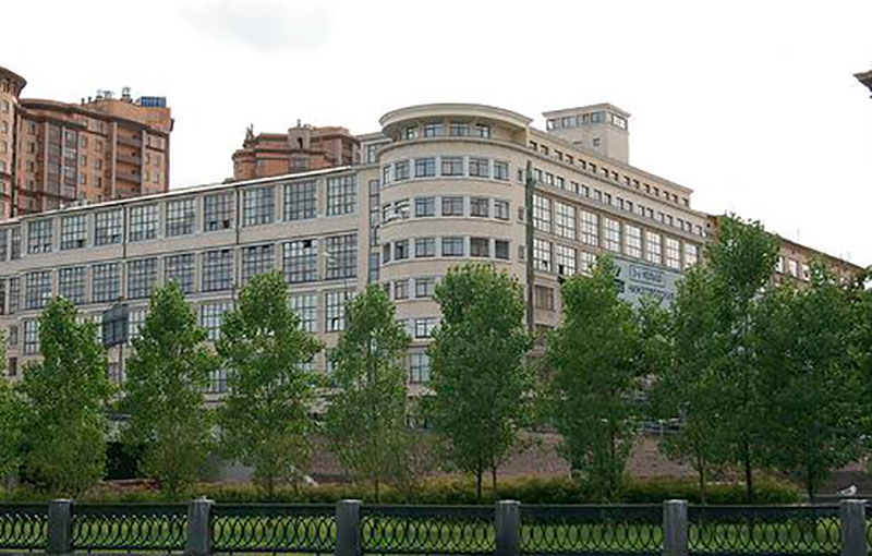 Аренда офиса в Москве. Возле метро Бауманская. Москва, Радио ул, д 24к2. Площадь: 200.00 кв.м. Цена: 250 000 руб
