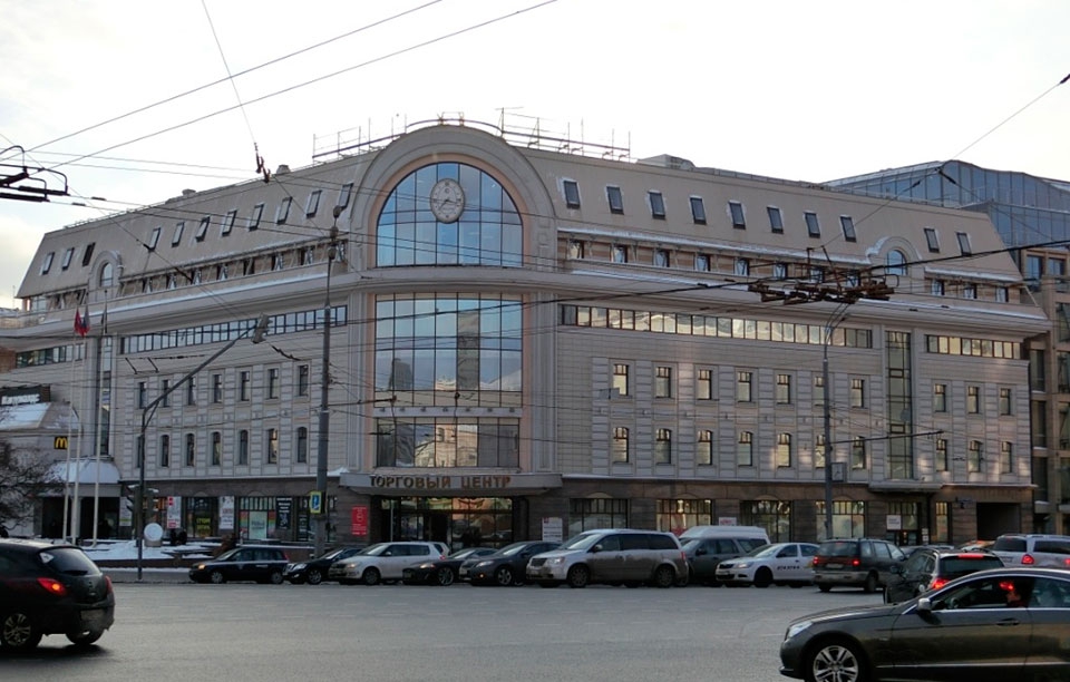 Аренда офиса в Москве, в БЦ Садовая Галерея. Возле метро Сухаревская. Москва г, Сухаревская М. пл, д 12. Площадь: 248.40 кв.м. Цена: 621 000 руб