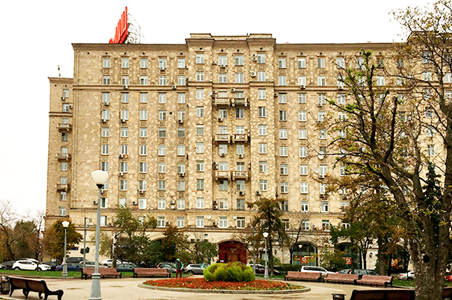 Продажа торговой площади в Москве, в жилом доме. Возле метро Парк Победы. Москва г, Победы пл, д 2 к2. Площадь: 621.90 кв.м. Цена: 235 000 000 руб