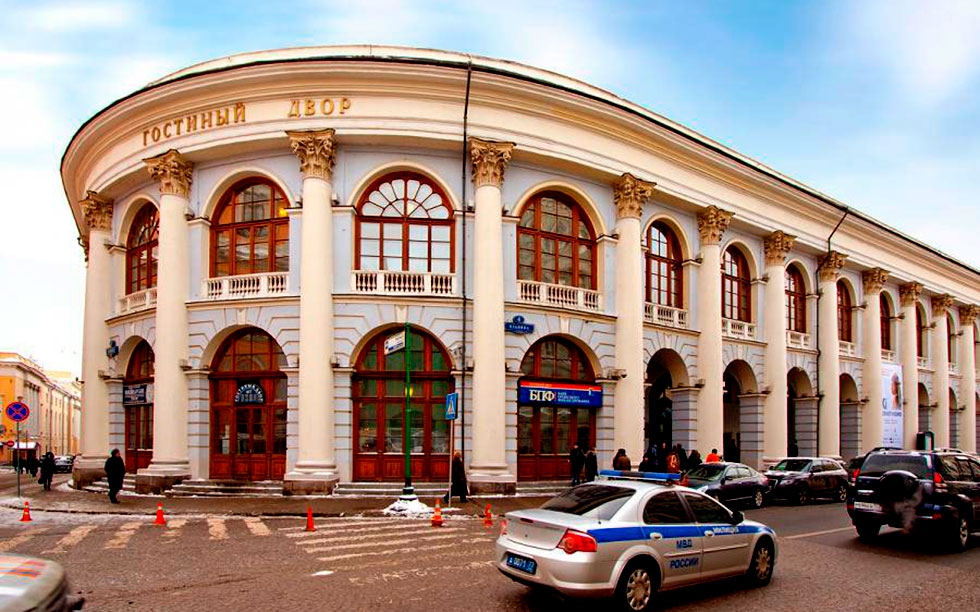 Аренда торговой площади в Москве. Возле метро Площадь Революции. Москва г, Ильинка ул, д 4. Площадь: 160.00 кв.м. Цена: 250 000 руб