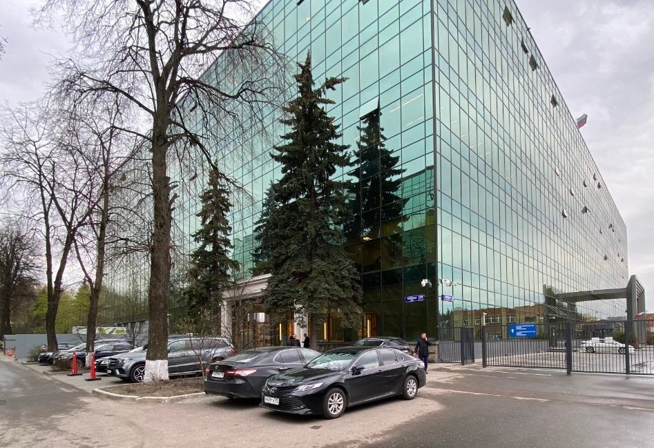 Аренда торговой площади в Москве, в БЦ Верейская Плаза IV. Возле метро Кунцевская. Москва г, Верейская ул, д 29стр34. Площадь: 93.50 кв.м. Цена: 454 410 руб